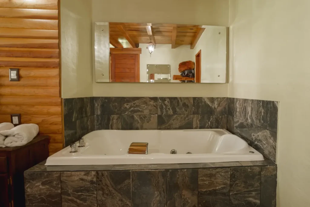 Jacuzzi de la cabaña Pegaso