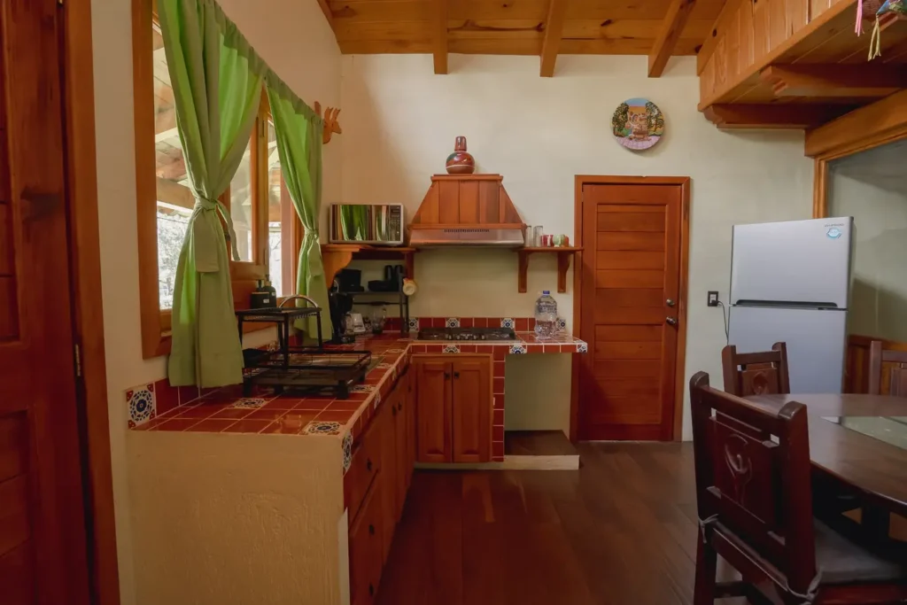 Cocina equipada de la cabaña Pegaso