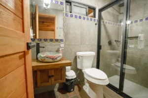 Cabaña Hydra, Paseo del Llano: baño