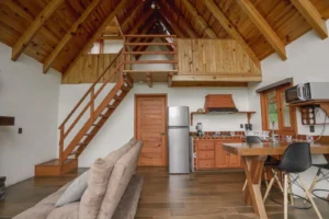 Cabaña Sagitario, Paseo del Llano: cocina y comedor